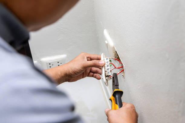 Electrical Outlet Repair in Virginia, IL